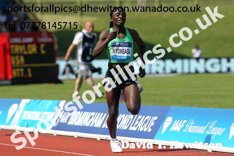 Francine Niyonsaba (BDI) wins the womens 800 metres, IAAF Diamond League, Birmingham. Photo: David T. Hewitson/Sports for All Pics